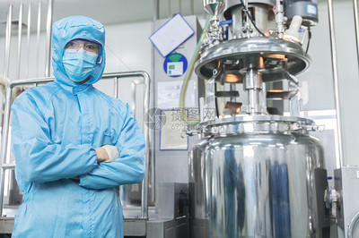 化工厂技术工人无菌服形象